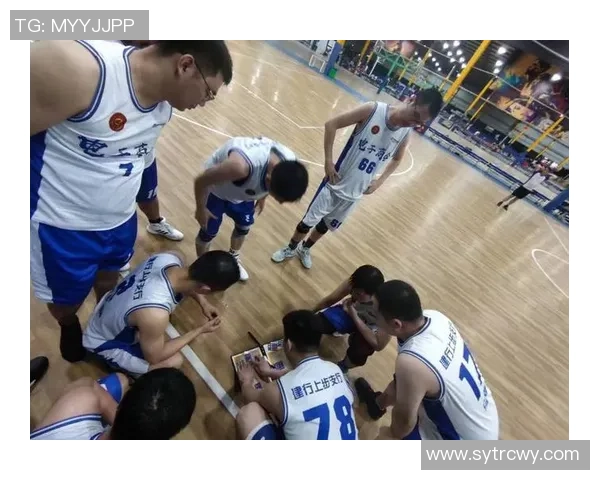 赛后复盘：上海篮球队与广州篮球队的团队协作与战术分析